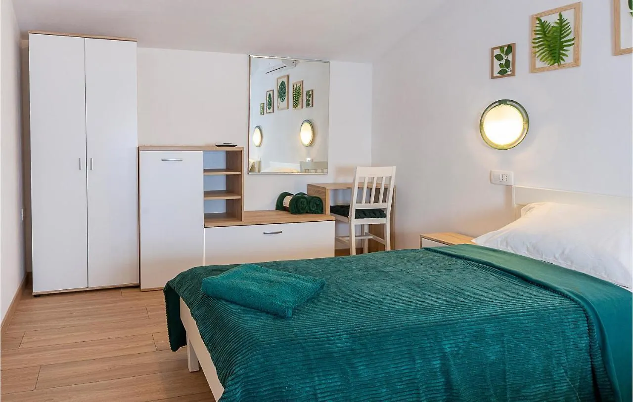 Amazing Home In Sikici With Wifi Pula Croatia